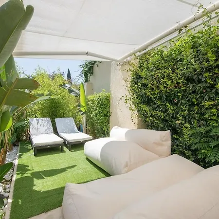 Luxueux 3 Pieces A 2 Min De La Golfe De Saint Tropez